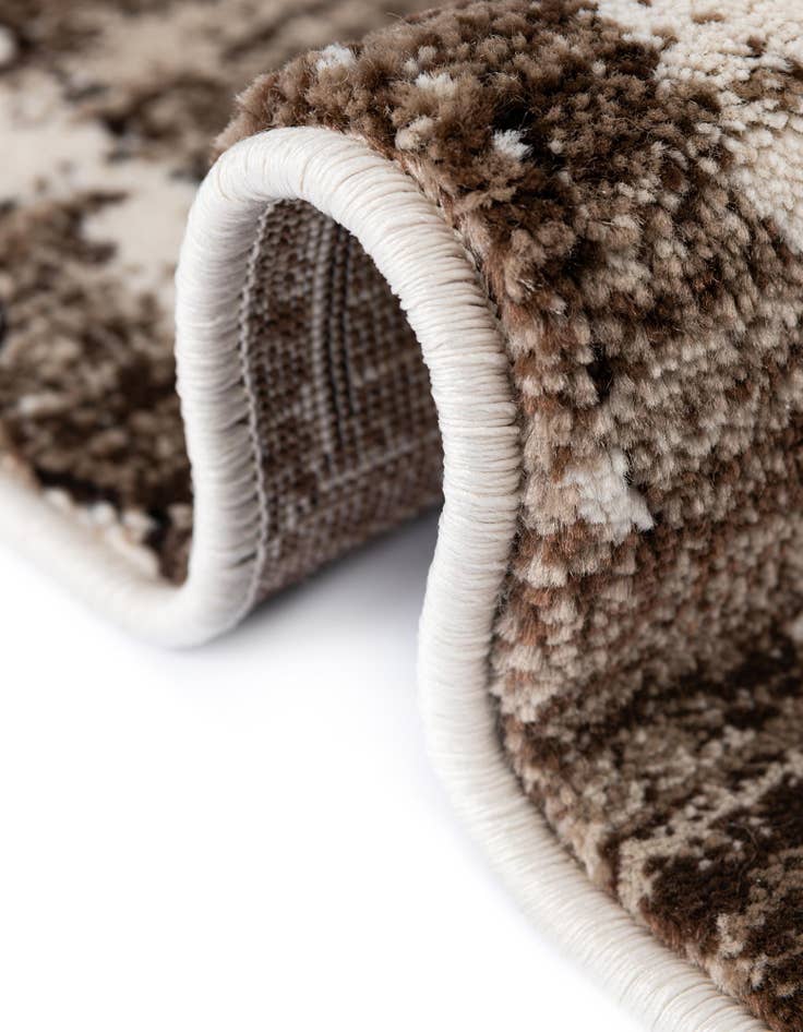 Detail image of  2' x 6' Hermitage Runner Rug