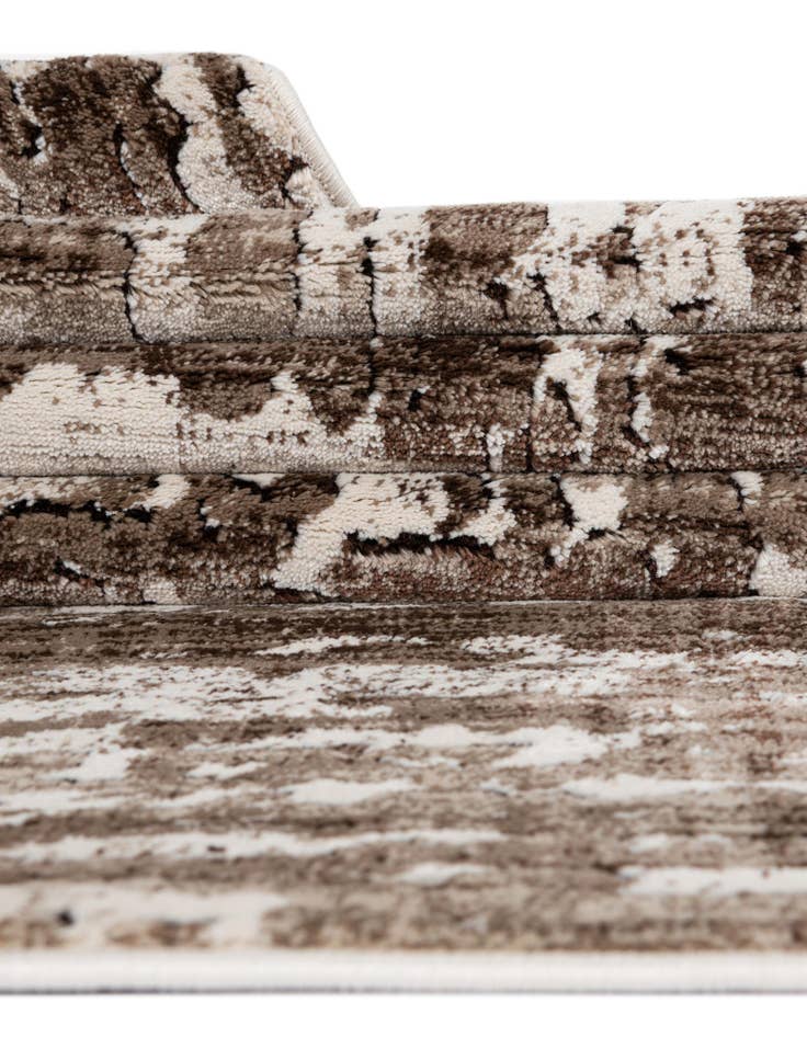 Detail image of  2' x 6' Hermitage Runner Rug