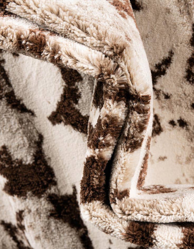 Detail image of  8' x 8' Nepal Square Rug