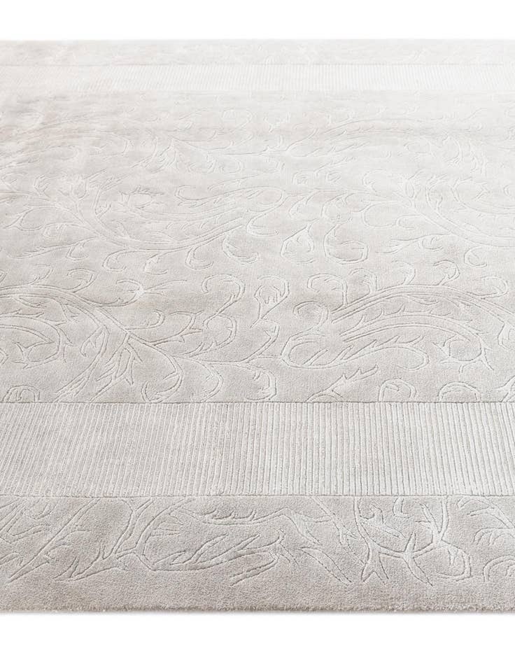 Detail image of  6' 11 x 9' 6  Hand Knotted Darya Rug