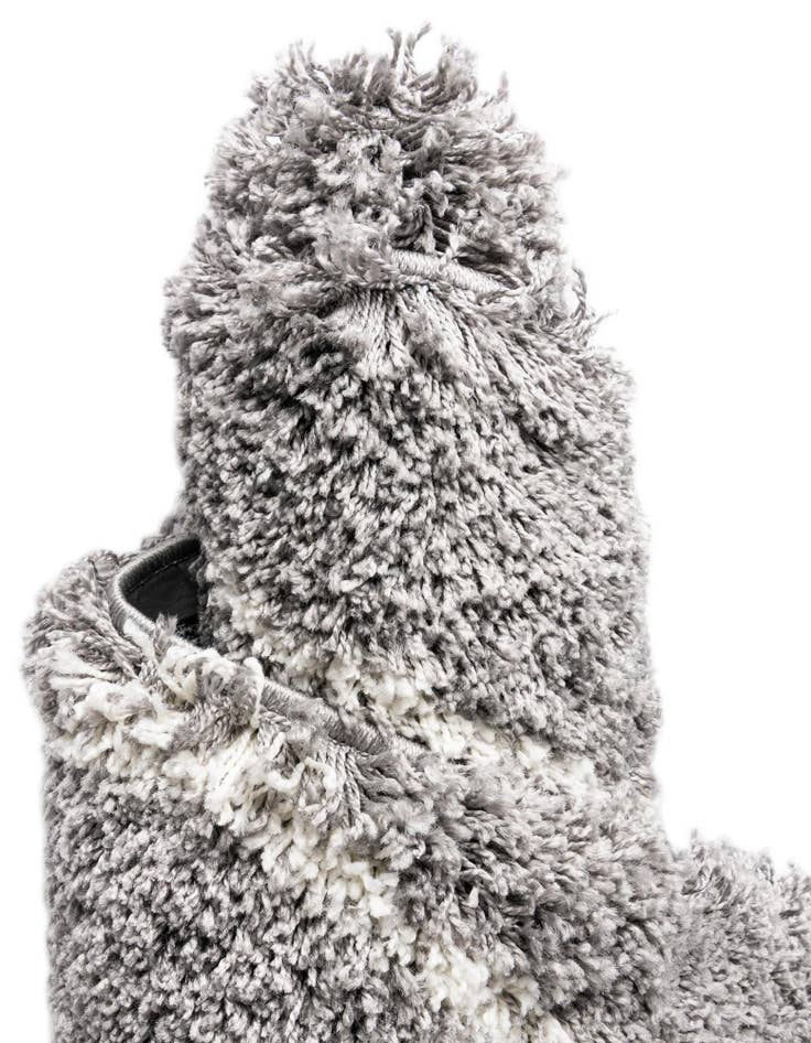 Detail image of  3' 3 x 5' 3 Soft Touch Shag Rug