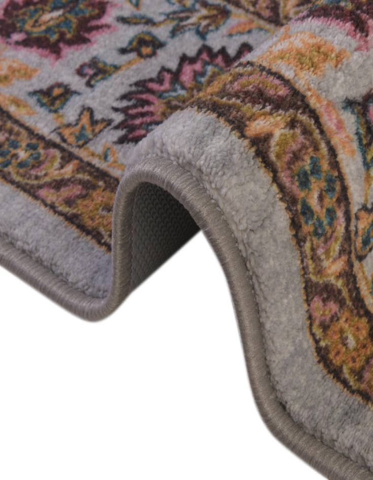 Detail image of  5' 3 x 5' 3 Medina Square Rug