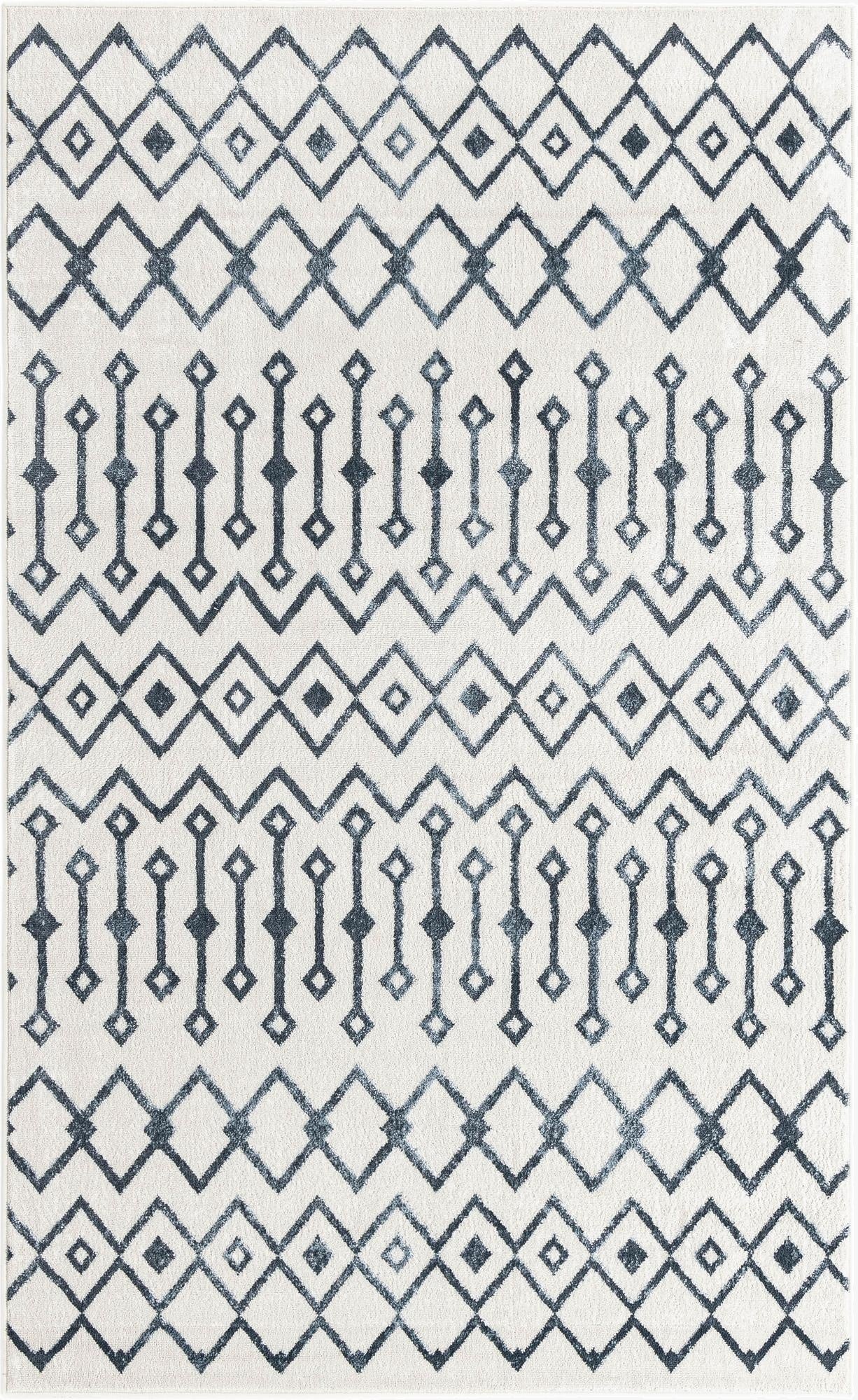  5' 3 x 8' Bohemian Trellis Rug