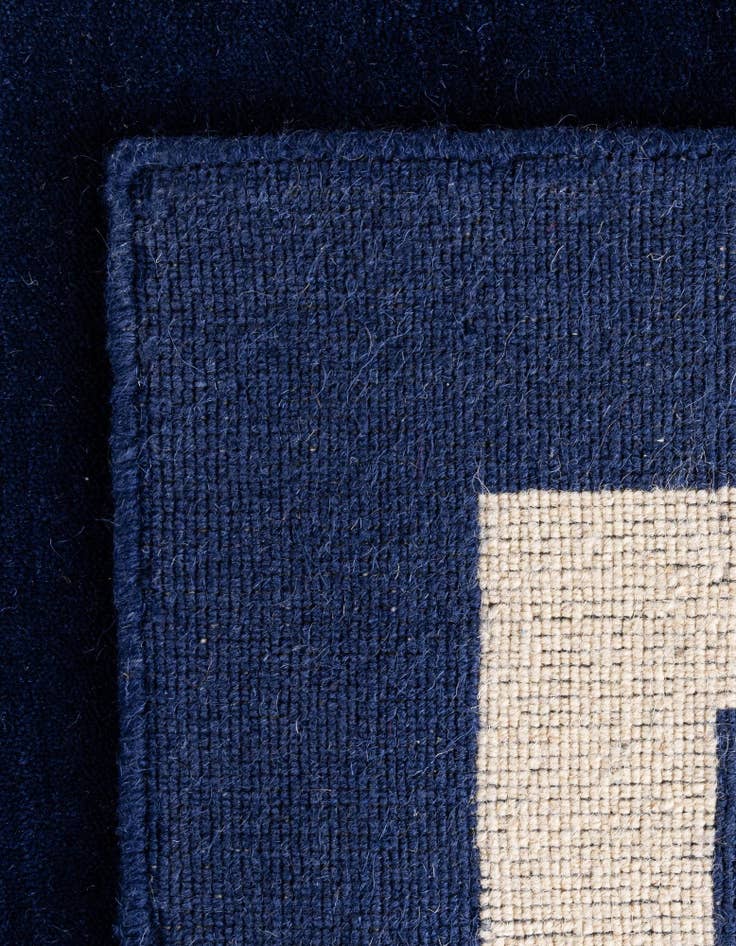 Detail image of  5' 1 x 5' 1 Jill Zarin Border Wool Square Rug