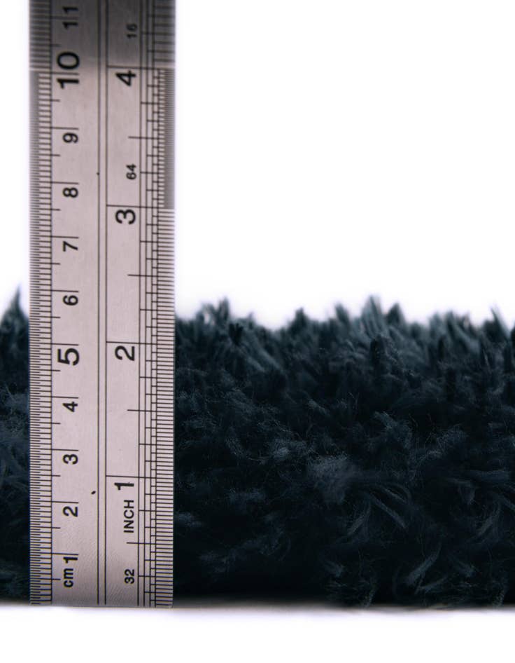 Detail image of  2' x 6' 5 Infinity Shag Runner Rug