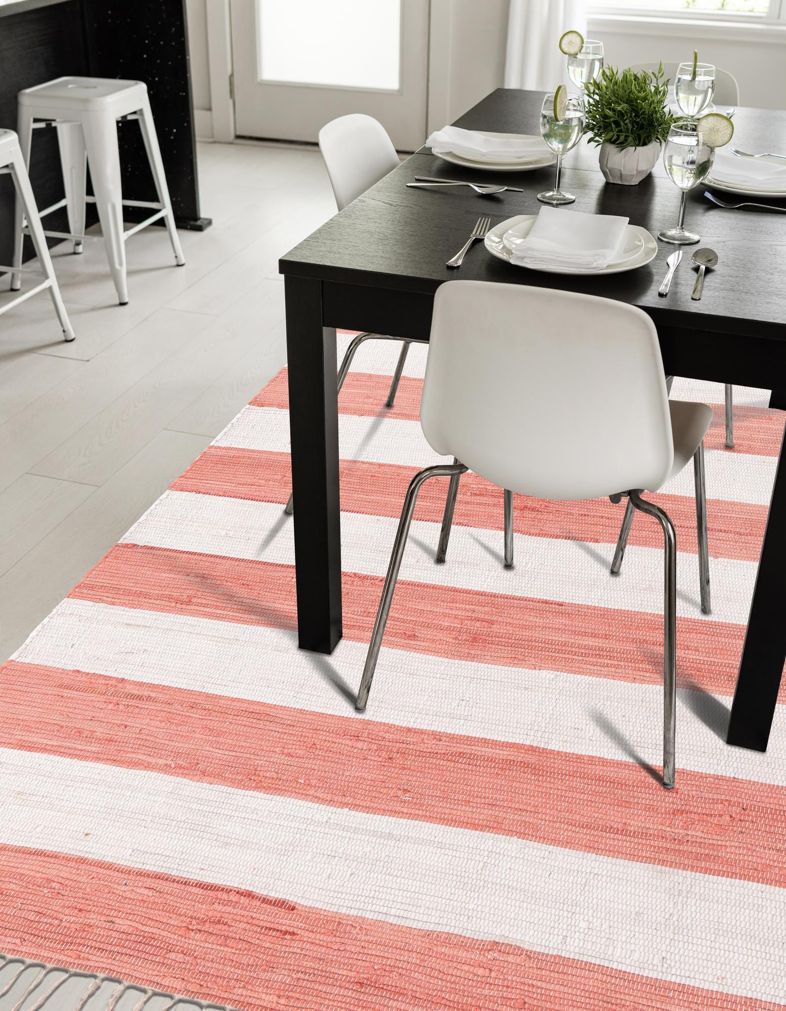 Coral and Ivory 5' 1 x 8' Hand Woven Chindi Rag Rug | Rugs.com