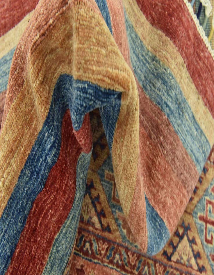 Detail image of  5' 1 x 6' 3  Hand Knotted Ariana Ziegler Rug