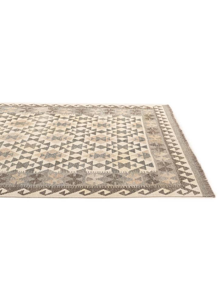 Detail image of  4' 10 x 6' 6  Hand Woven Kilim Maymana Wool Rug