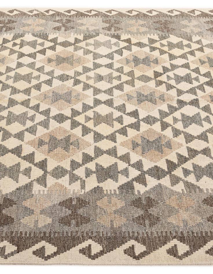 Detail image of  4' 10 x 6' 6  Hand Woven Kilim Maymana Wool Rug