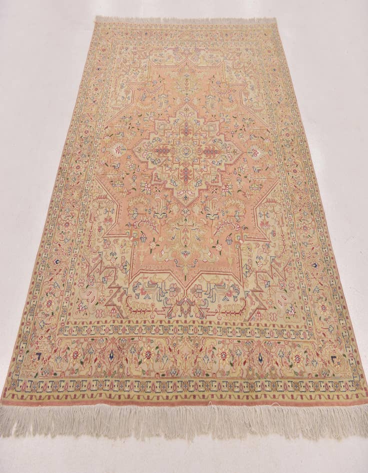 Detail image of  5' 1 x 6' 7  Hand Knotted Tabriz Persian Rug