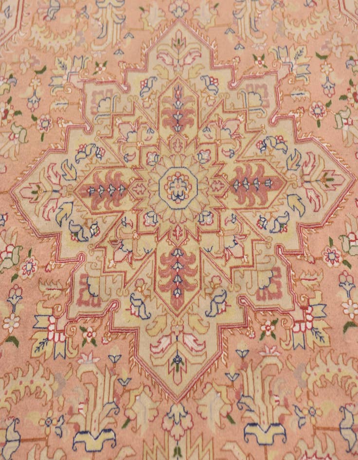 Detail image of  5' 1 x 6' 7  Hand Knotted Tabriz Persian Rug