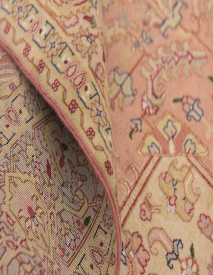 Detail image of  5' 1 x 6' 7  Hand Knotted Tabriz Persian Rug