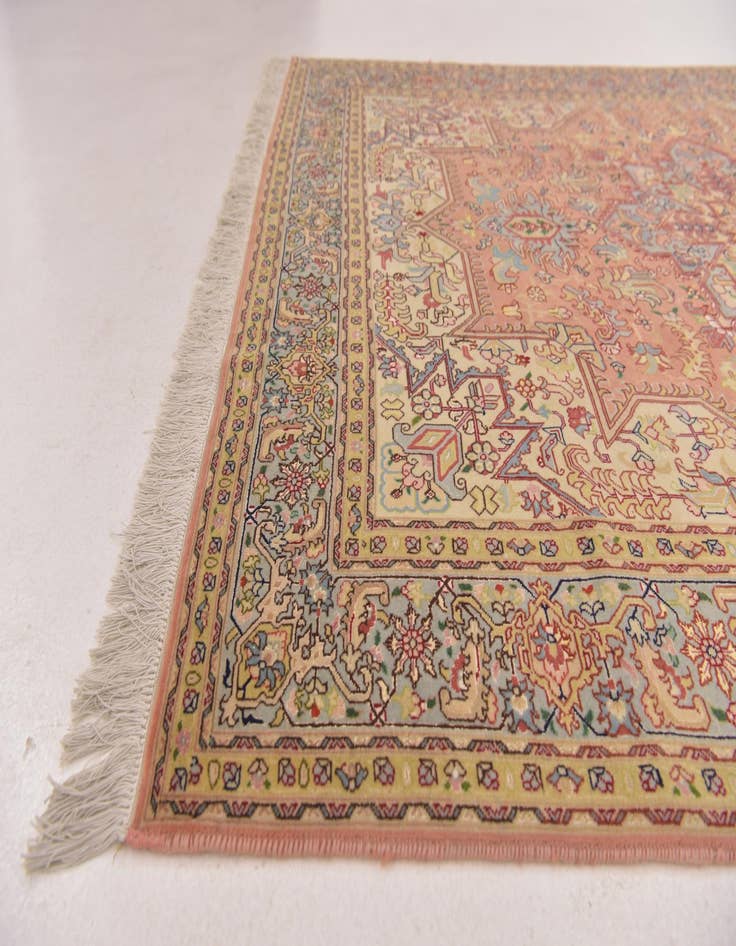 Detail image of  4' 10 x 6' 8  Hand Knotted Tabriz Persian Rug
