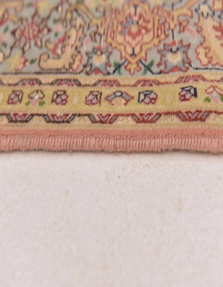 Detail image of  4' 10 x 6' 8  Hand Knotted Tabriz Persian Rug