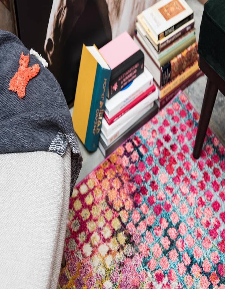 Detail image of  10' 6 x 16' 5  Washable Theia Rug