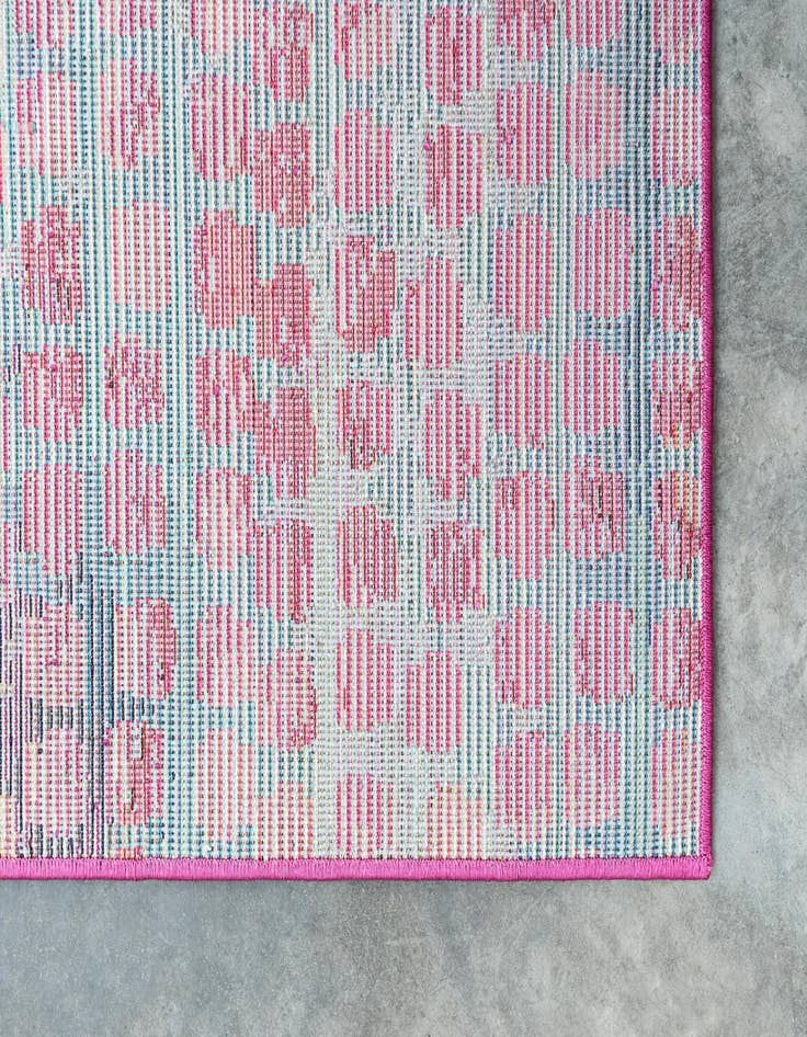 Detail image of  10' 6 x 16' 5  Washable Theia Rug