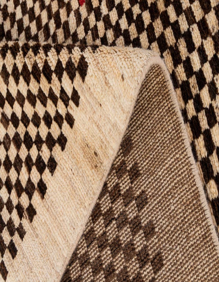 Detail image of  3' 9 x 6'  Hand Knotted Darya Wool Rug