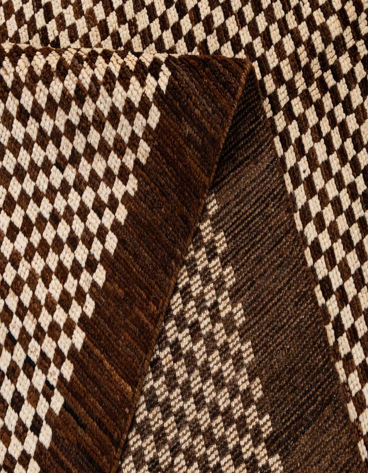 Detail image of  4' 10 x 6' 8  Hand Knotted Moroccan Wool Rug