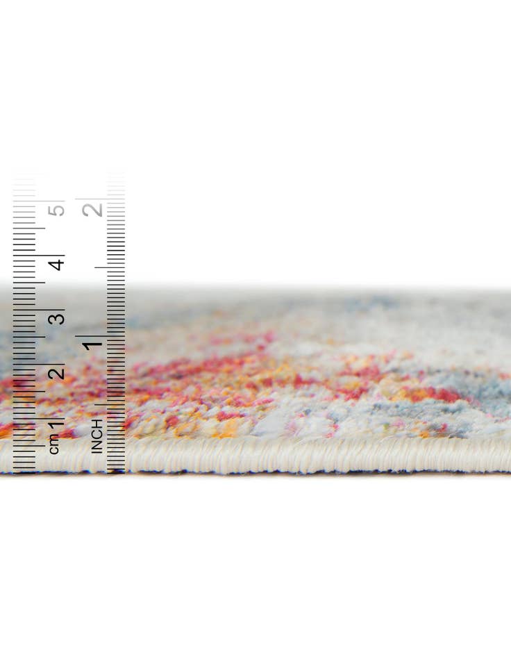 Detail image of  4' 3 x 4' 3 Santiago Octagon Rug