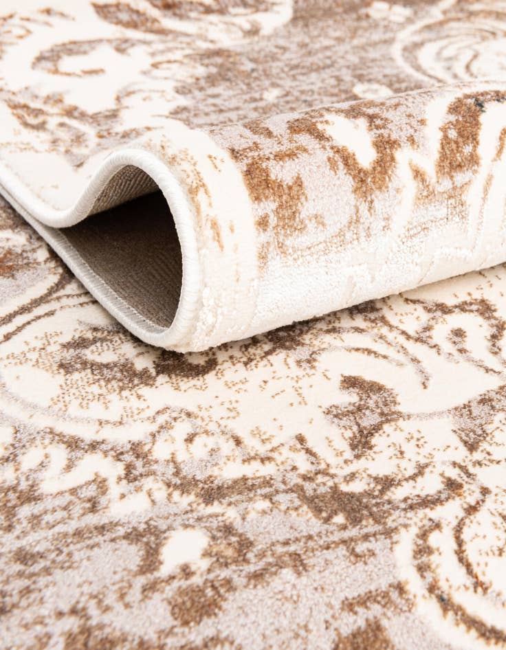 Detail image of 5' 3 x 8' Highbury Oval Rug