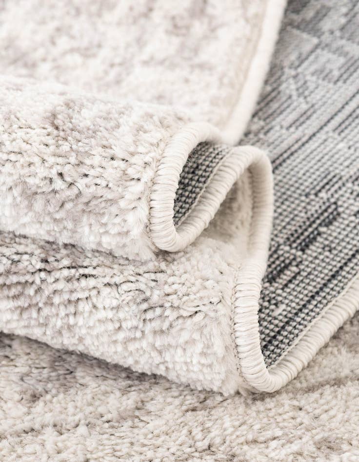 Detail image of  4' x 6' Oxford Oval Rug