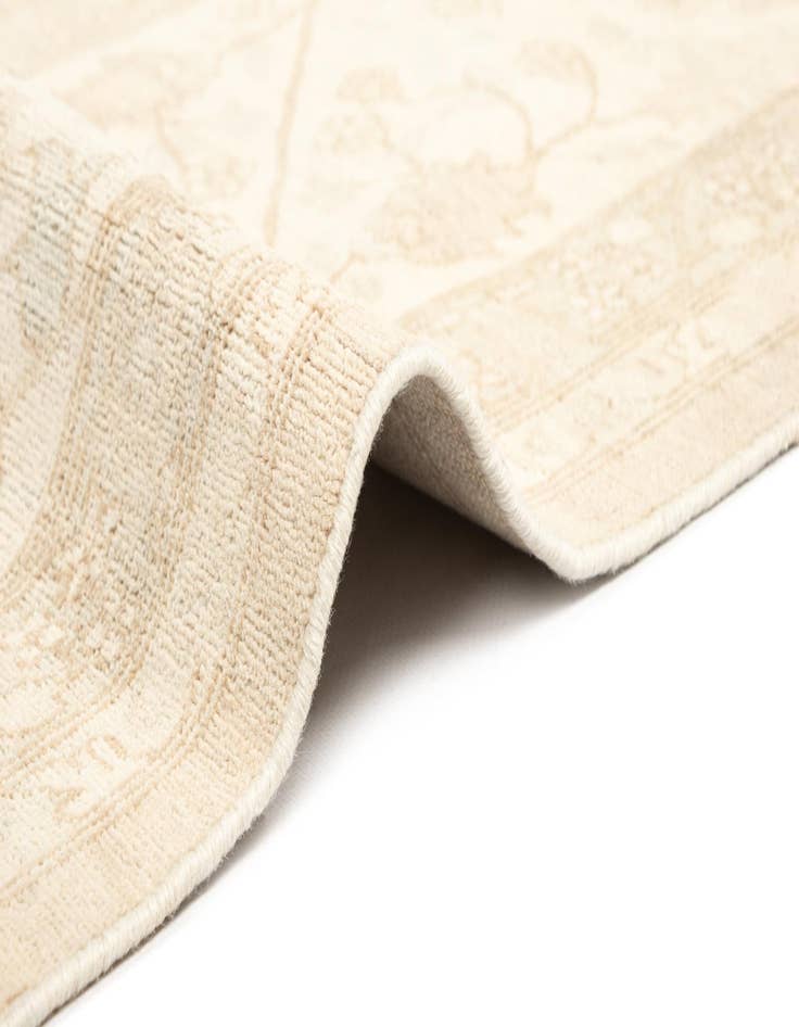 Detail image of  8' 10 x 12' 1 Amina Rug