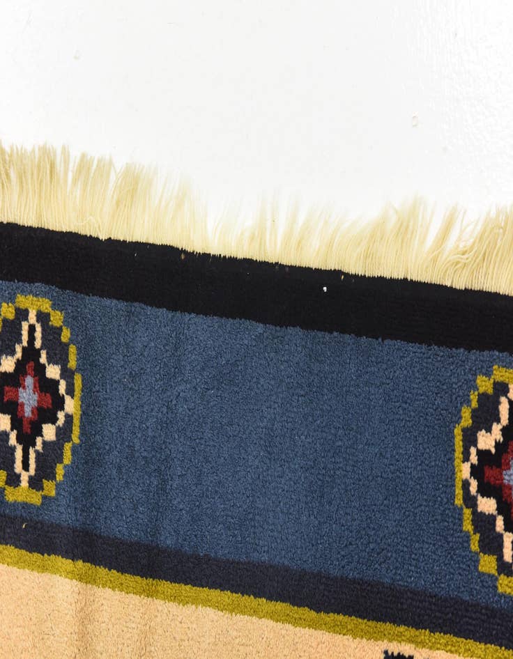 Detail image of 6' 10 x 10' 7 Hand Knotted Antique Finish Wool Rug