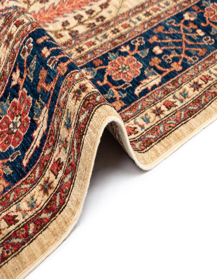 Detail image of  6' 6 x 8' 7 Ariana Ziegler Wool Rug