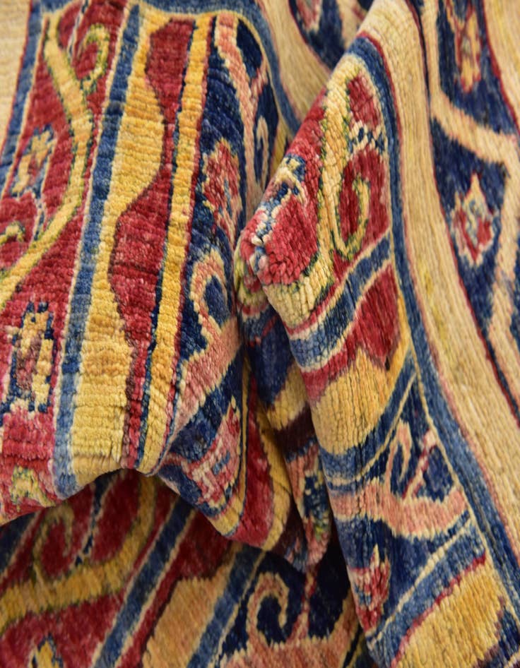 Detail image of  6' x 7' 10  Hand Knotted Ariana Ziegler Rug