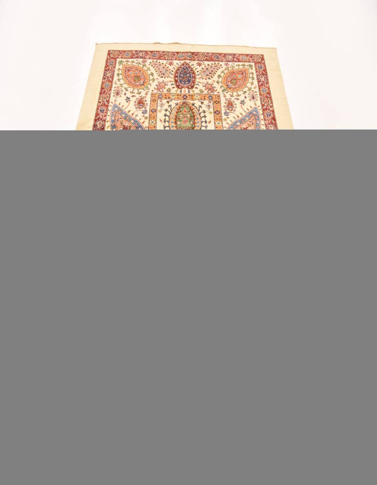 Detail image of  5' 3 x 6' 6  Hand Knotted Ariana Ziegler Rug