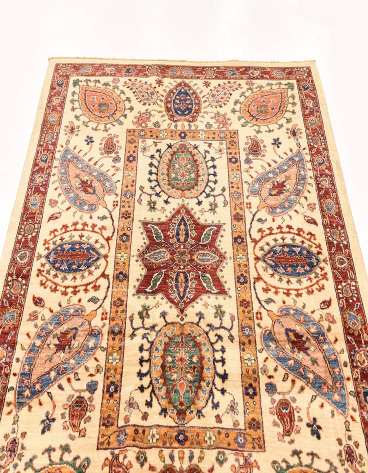 Detail image of  5' 1 x 6' 5  Hand Knotted Ariana Ziegler Rug