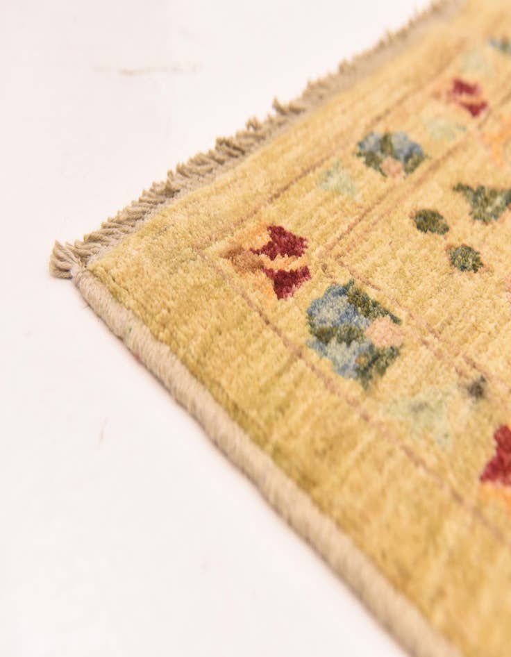 Detail image of  6' 10 x 10' 4  Hand Knotted Ariana Ziegler Oriental Rug