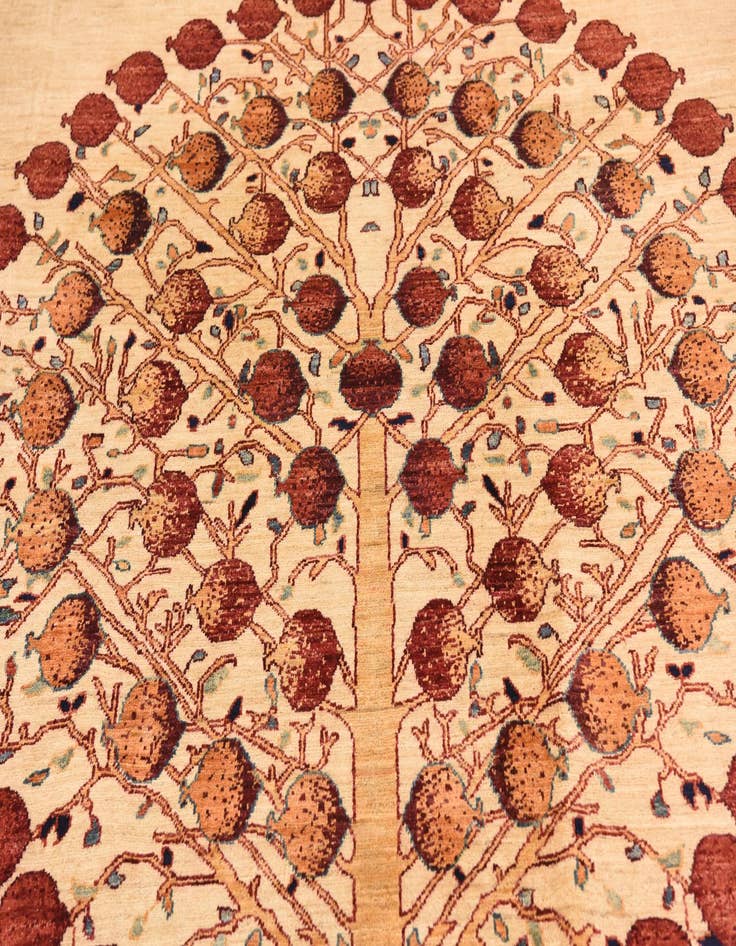 Detail image of  6' 4 x 9' 5  Hand Knotted Ariana Ziegler Wool Rug