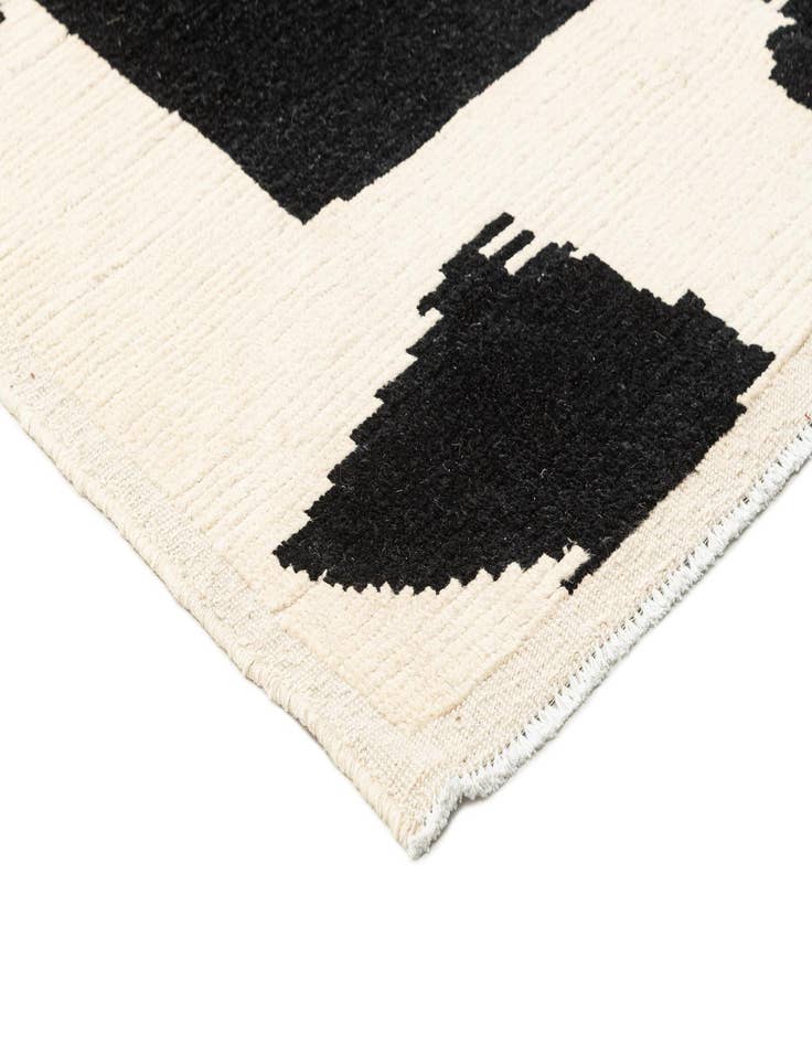 Detail image of  8' 2 x 10' 4  Hand Knotted Beni Marok Rug