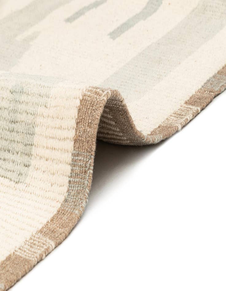 Detail image of  8' 9 x 12' 7  Hand Knotted Beni Marok Rug