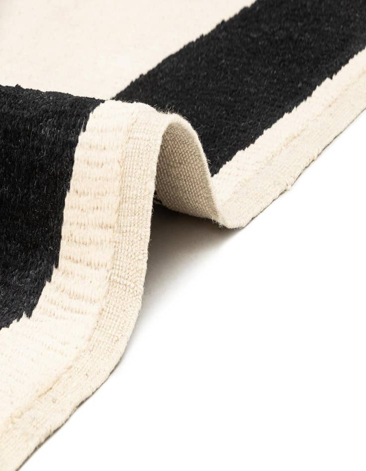 Detail image of  9' 3 x 12' 4  Hand Knotted Beni Marok Rug