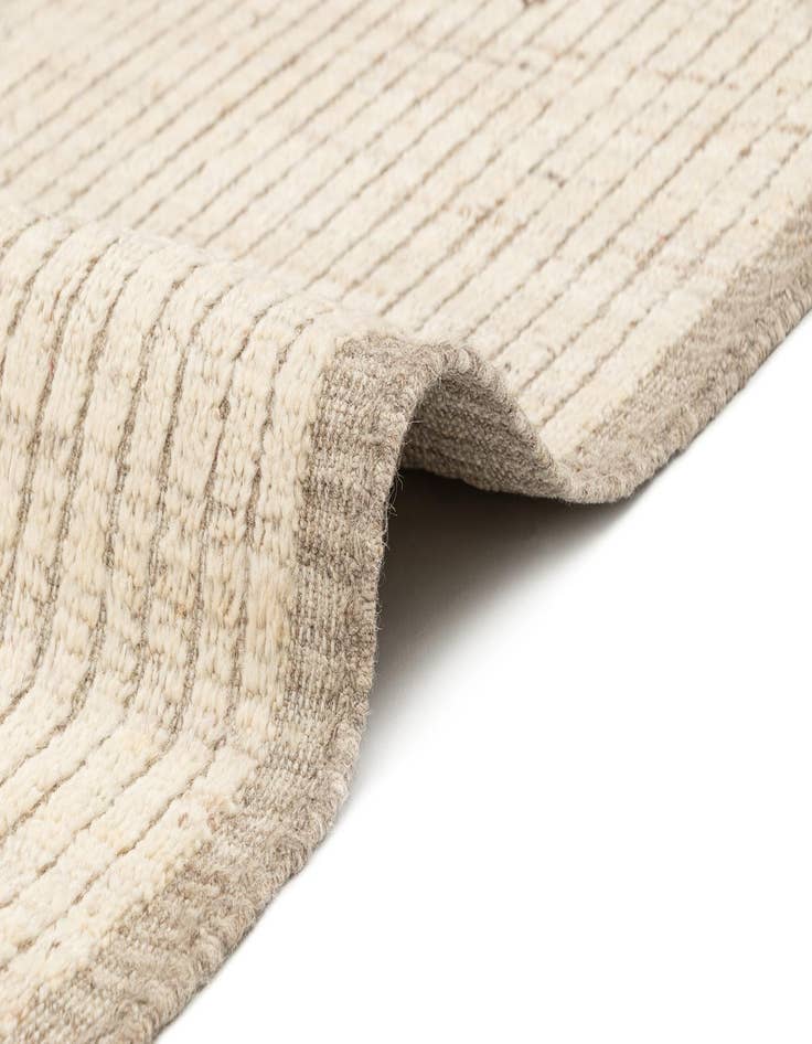 Detail image of  8' 10 x 12' 2  Hand Knotted Beni Marok Rug