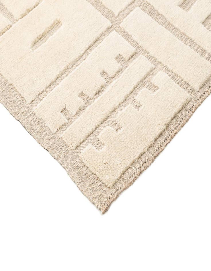 Detail image of  8' 3 x 10'  Hand Knotted Beni Marok Rug