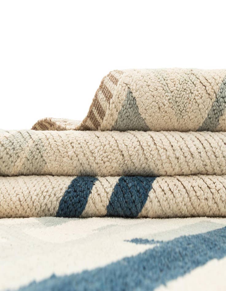 Detail image of  8' 2 x 10'  Hand Knotted Beni Marok Rug