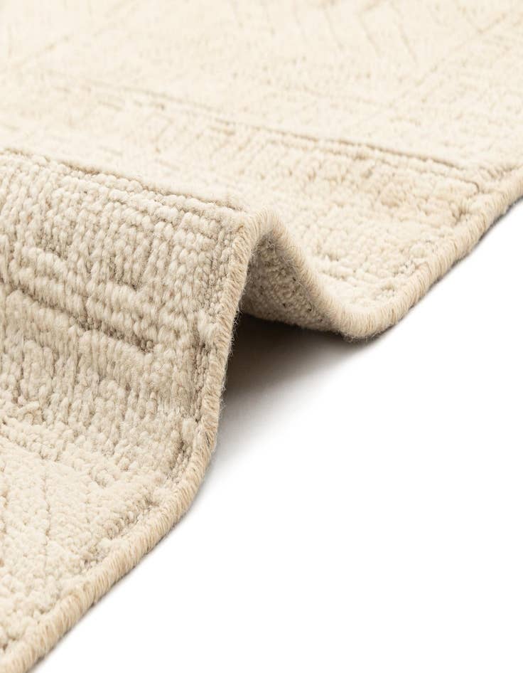 Detail image of  3' 1 x 12' 4  Hand Knotted Beni Marok Rug