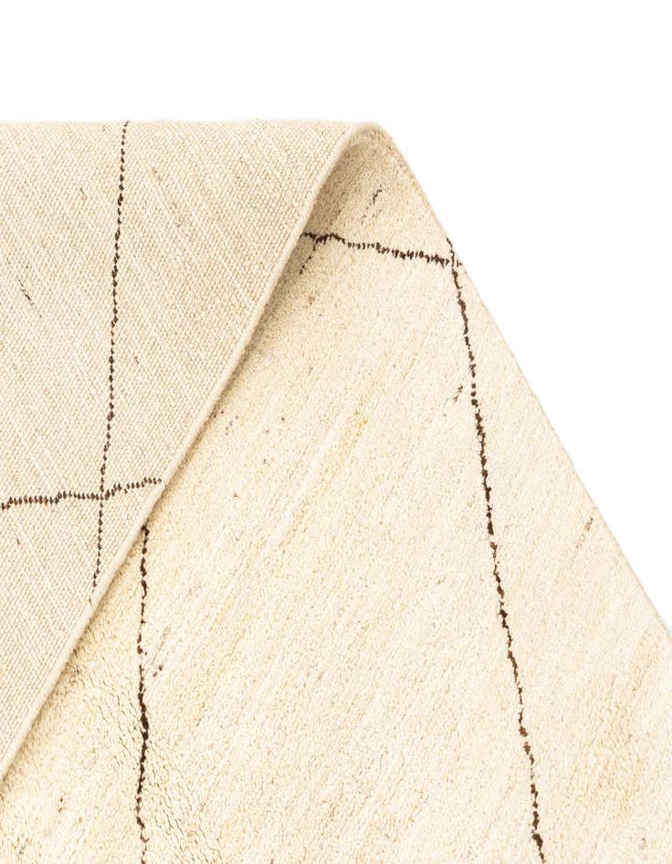 Detail image of 4' 9 x 6' 7 Beni Marok Rug