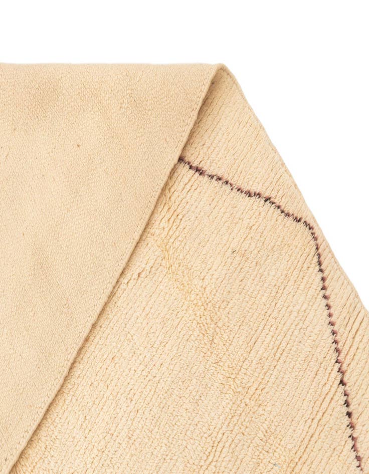 Detail image of  6' 6 x 9' 6 Berber Rug