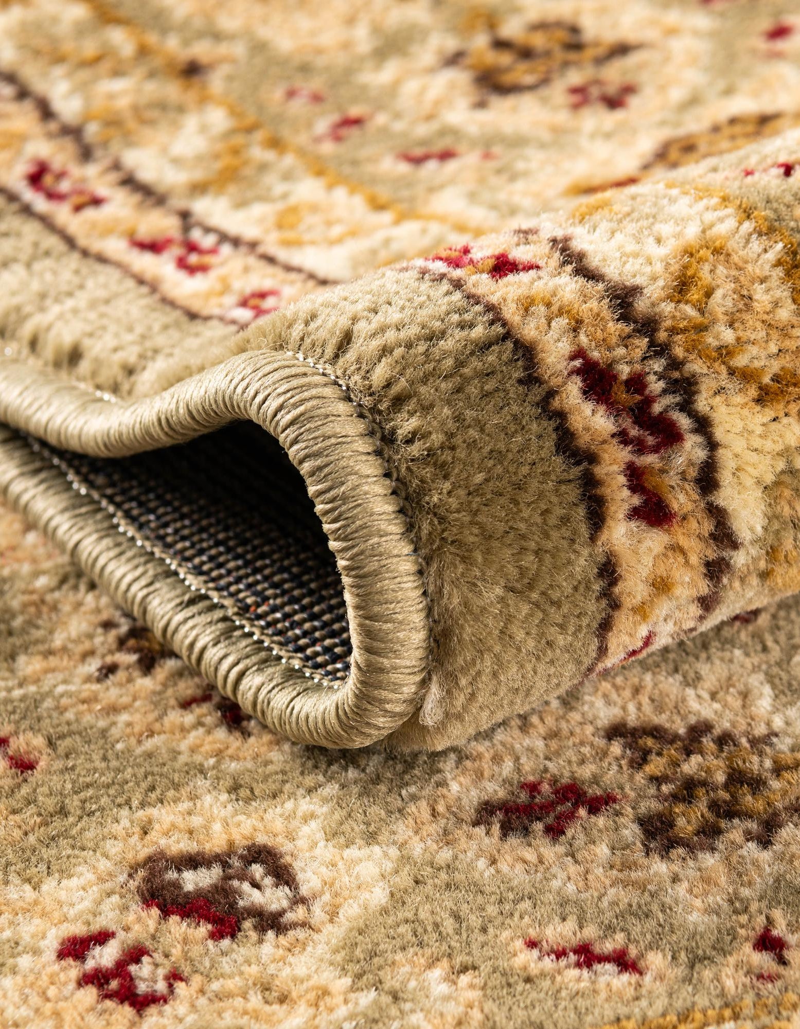 Cream 7' x 10' Chateau Rug | Rugs.com