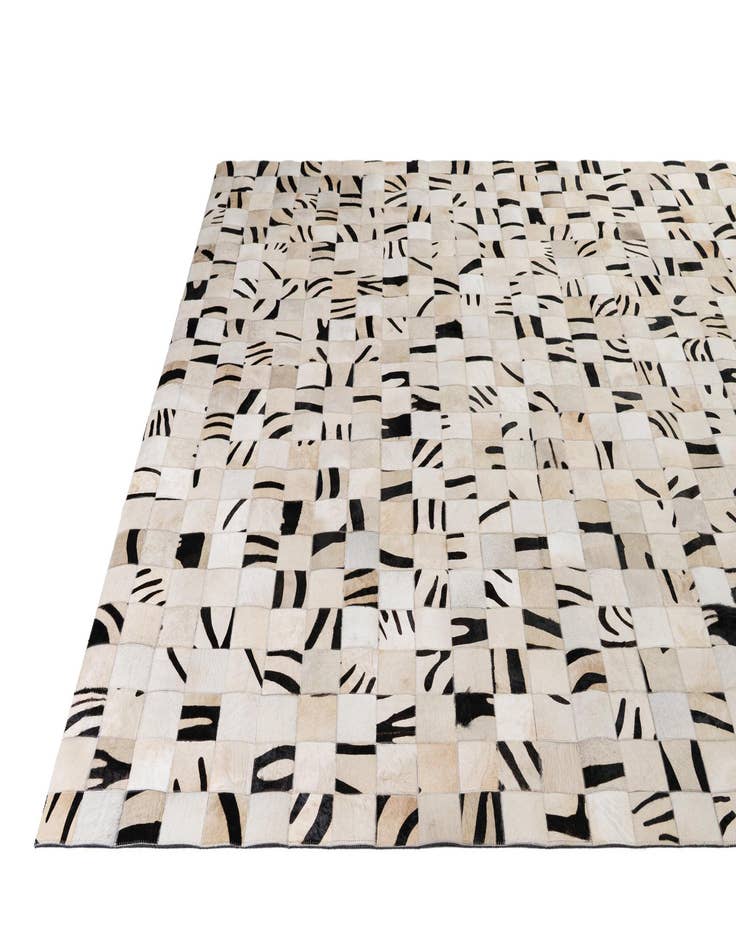 Detail image of  8' 11 x 9' 9 Cowhide - Patchwork Rug