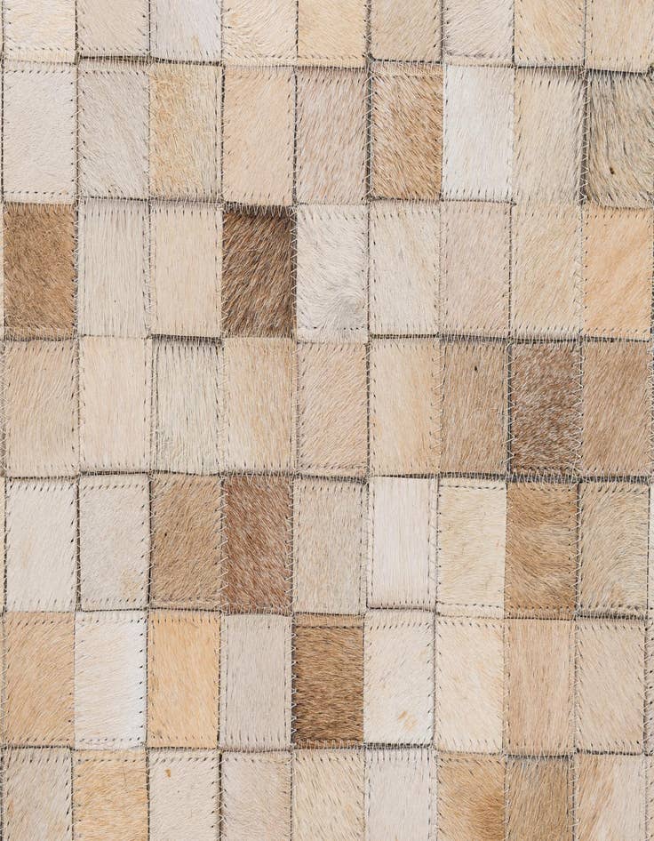 Detail image of  5' 1 x 8' Cowhide - Patchwork Rug