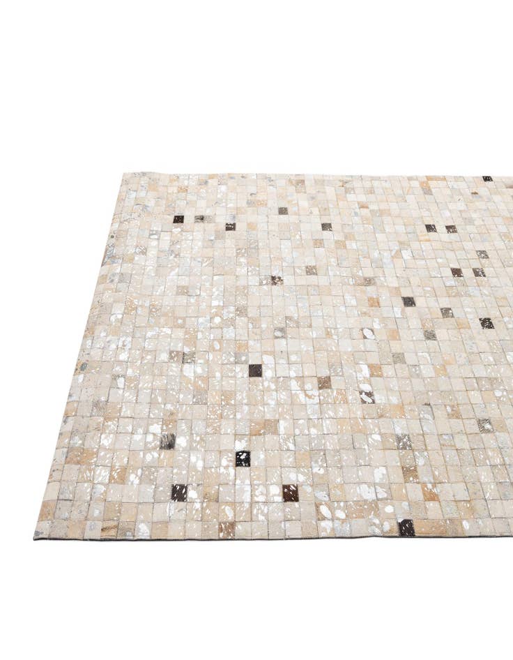 Detail image of  5' 1 x 8' Cowhide - Patchwork Rug