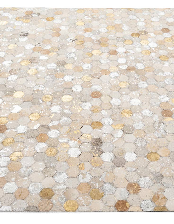 Detail image of  5' 1 x 8' Cowhide - Patchwork Rug