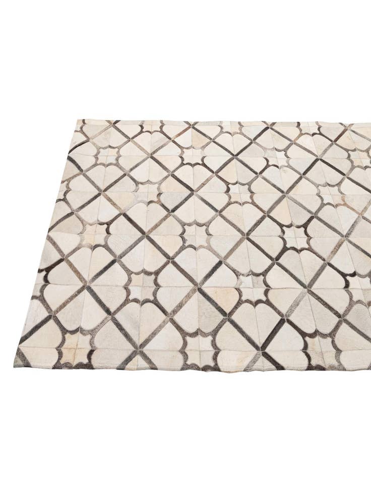 Detail image of  5' x 7' 11 Cowhide - Patchwork Rug