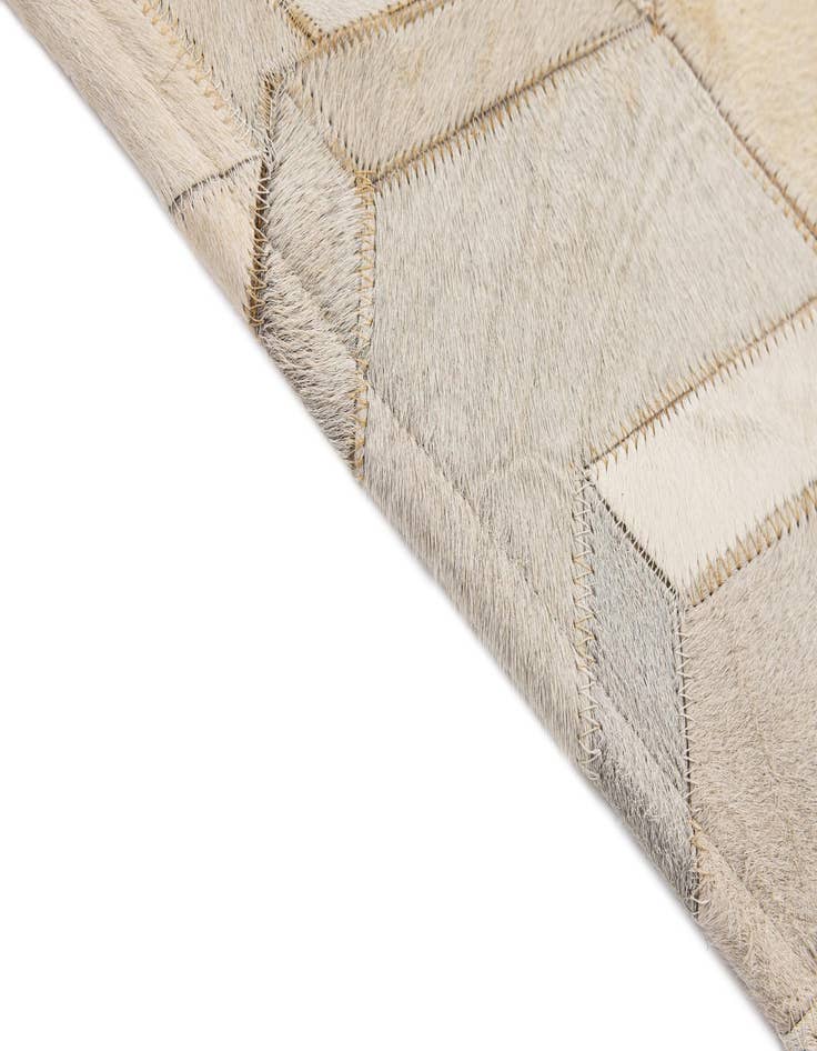 Detail image of  4' 11 x 7' 11 Cowhide - Patchwork Rug