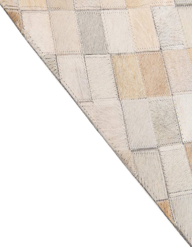 Detail image of  6' x 9' Cowhide Stocks Rug